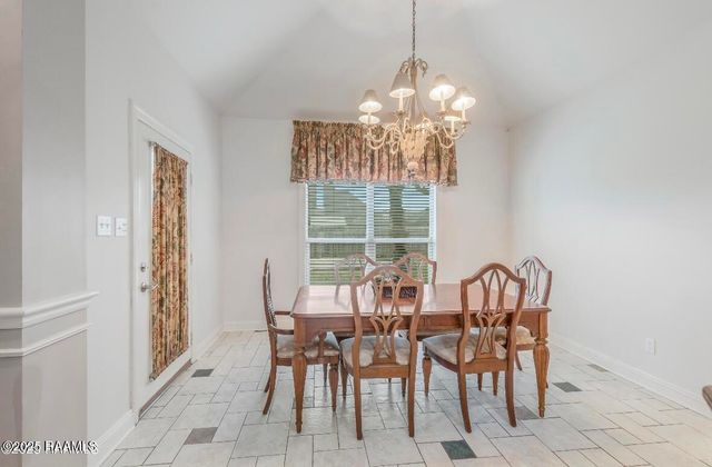 111 Hamlet Lane, Lafayette, LA 70508