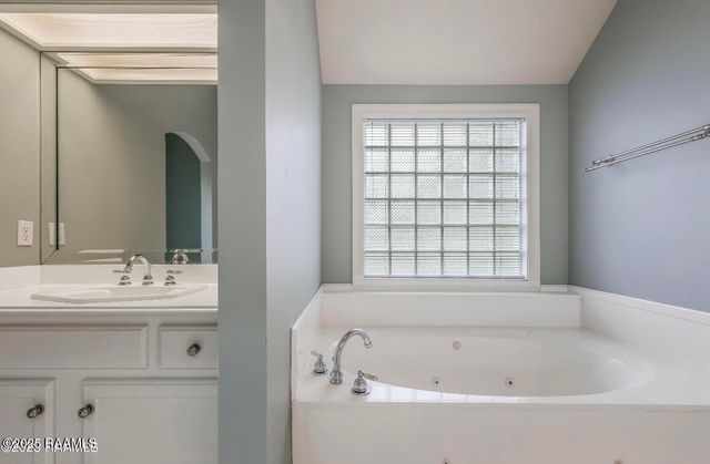 111 Hamlet Lane, Lafayette, LA 70508