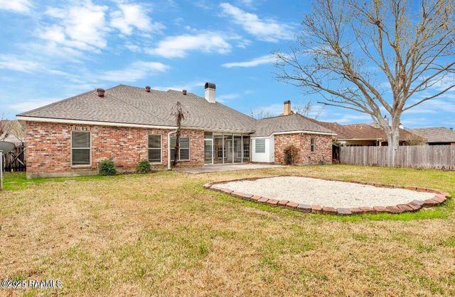 111 Hamlet Lane, Lafayette, LA 70508