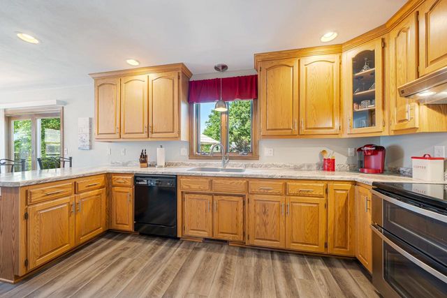 W2434 SNOWBERRY DRIVE, Appleton, WI 54915