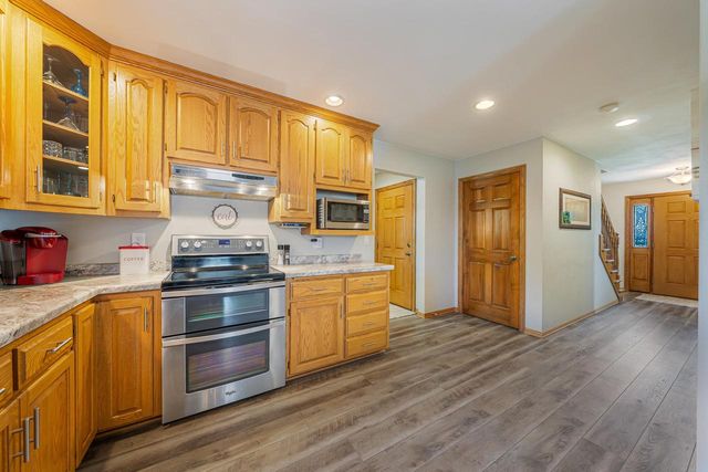 W2434 SNOWBERRY DRIVE, Appleton, WI 54915