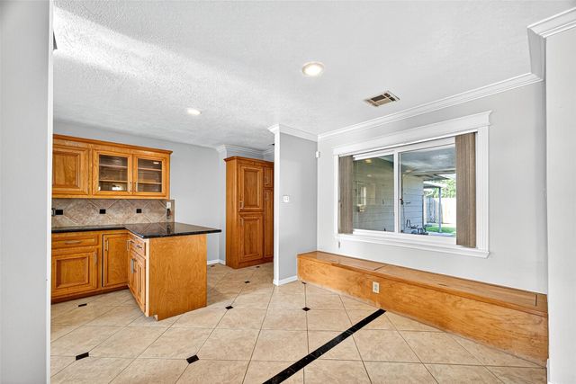 346 Ballantrae Lane, Houston, TX 77015