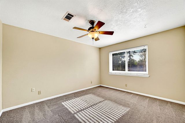 346 Ballantrae Lane, Houston, TX 77015