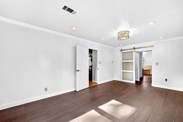 346 Ballantrae Lane, Houston, TX 77015