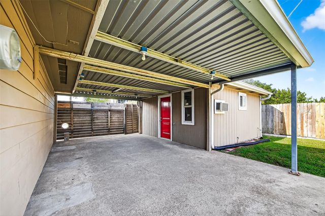 346 Ballantrae Lane, Houston, TX 77015