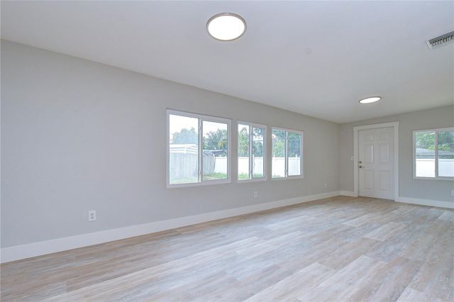 1800 DRUID ROAD E, Clearwater, FL 33764