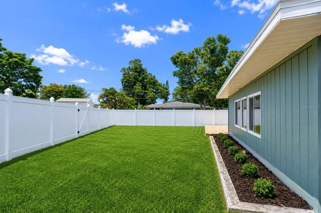 1800 DRUID ROAD E, Clearwater, FL 33764