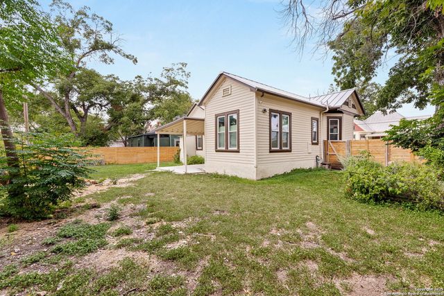 114 Omaha, San Antonio, TX 78203