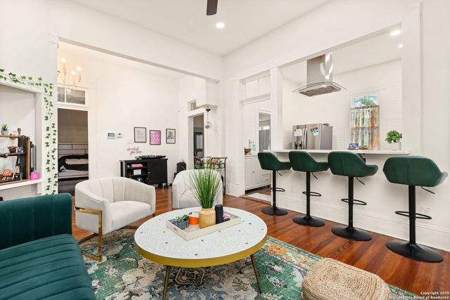 114 Omaha, San Antonio, TX 78203