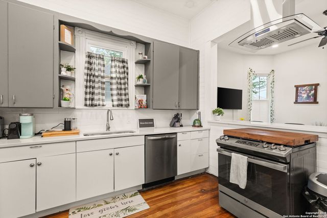 114 Omaha, San Antonio, TX 78203