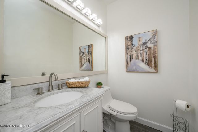 27 Longbrook Lane, Freehold, NJ 07728
