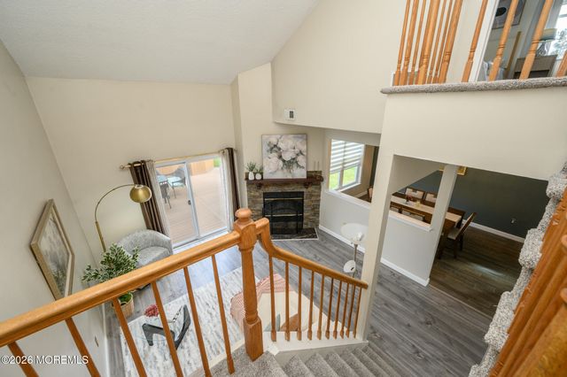 27 Longbrook Lane, Freehold, NJ 07728