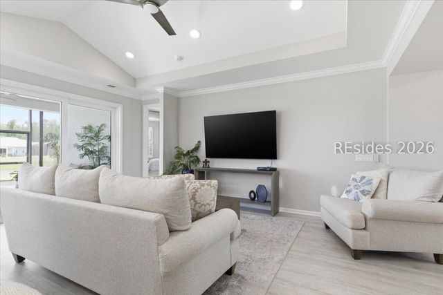 1142 Landshark Blvd, Hardeeville, SC 29927