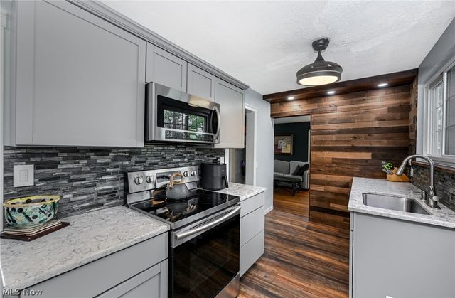 50 Baker Street, Berea, OH 44017