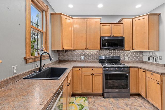 3139 2nd Avenue S, Minneapolis, MN 55408