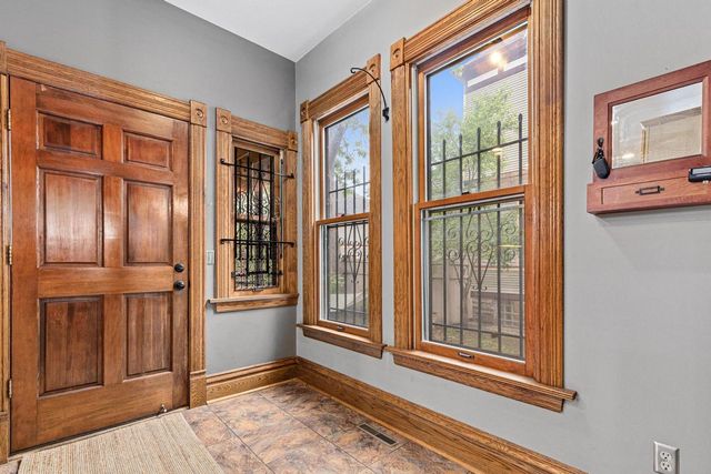 3139 2nd Avenue S, Minneapolis, MN 55408