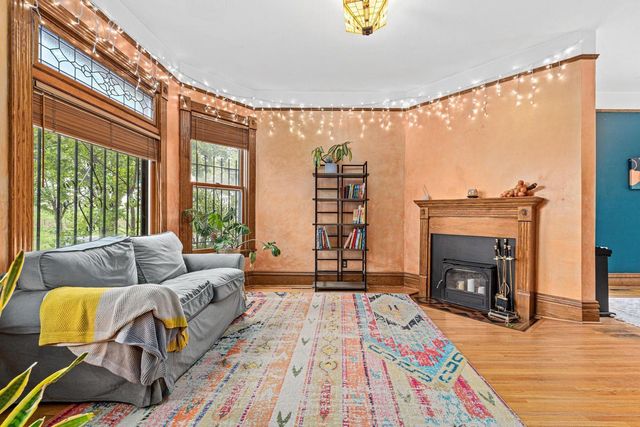 3139 2nd Avenue S, Minneapolis, MN 55408