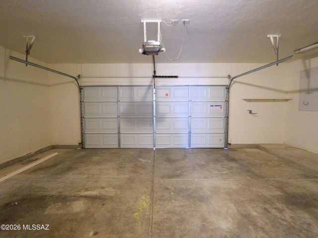 2430 N Quesnel Loop, Tucson, AZ 85715