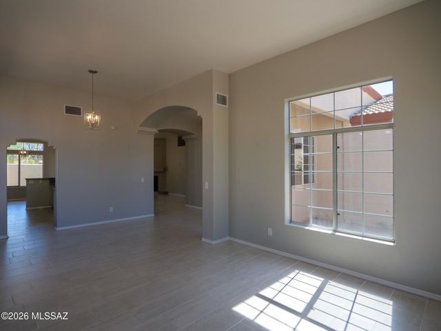 2430 N Quesnel Loop, Tucson, AZ 85715