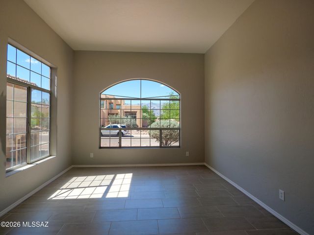 2430 N Quesnel Loop, Tucson, AZ 85715