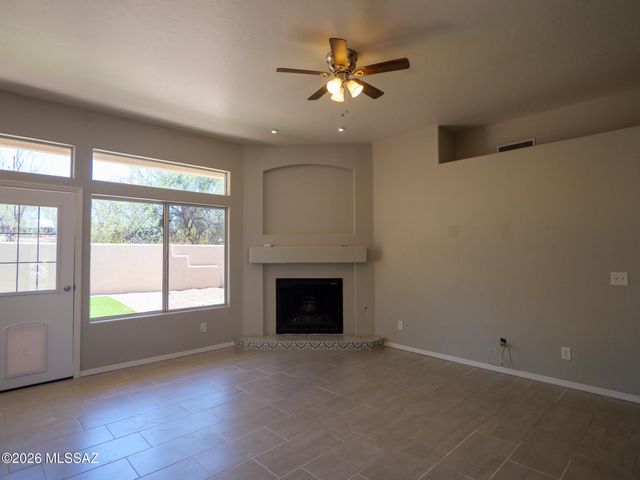 2430 N Quesnel Loop, Tucson, AZ 85715