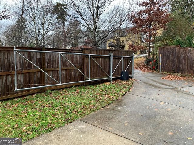 3530 Glenwood Road, Decatur, GA 30032