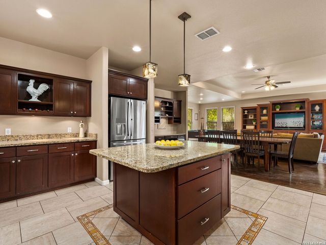 15110 Tamaron, San Antonio, TX 78253