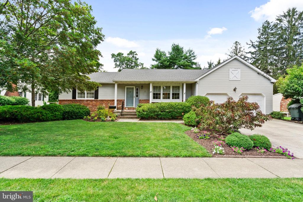 14 EUCLID AVE, Pitman, NJ 08071