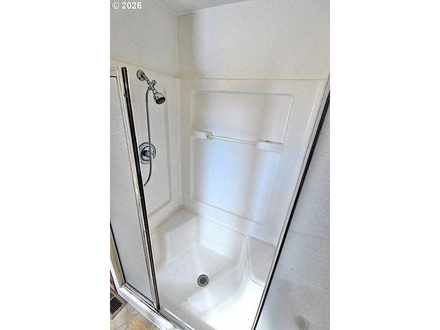 569 S 51ST Pl, Springfield, OR 97478