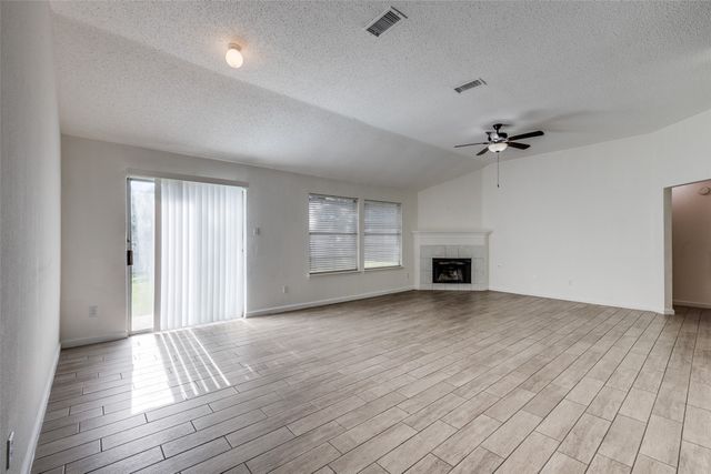 6414 Seaford Road, Arlington, TX 76001