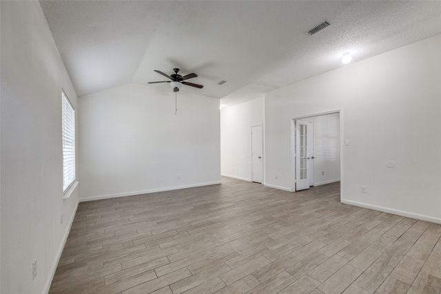 6414 Seaford Road, Arlington, TX 76001