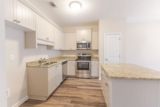 334 Bordeaux Drive, Thomson, GA 30824