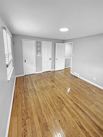 3746 Brewster Street, Dearborn, MI 48120