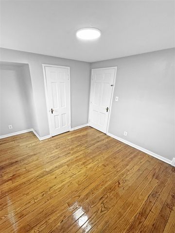 3746 Brewster Street, Dearborn, MI 48120