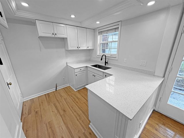 3746 Brewster Street, Dearborn, MI 48120