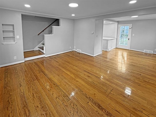 3746 Brewster Street, Dearborn, MI 48120