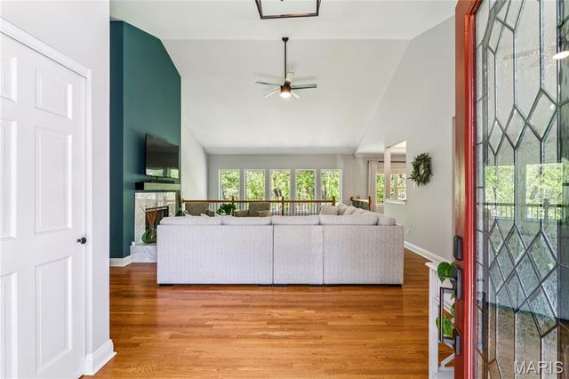 211 Cobblefield Court, Ballwin, MO 63011