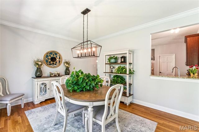 211 Cobblefield Court, Ballwin, MO 63011