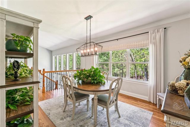 211 Cobblefield Court, Ballwin, MO 63011