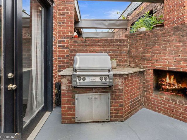 320 Peters Street SW 10, Atlanta, GA 30313