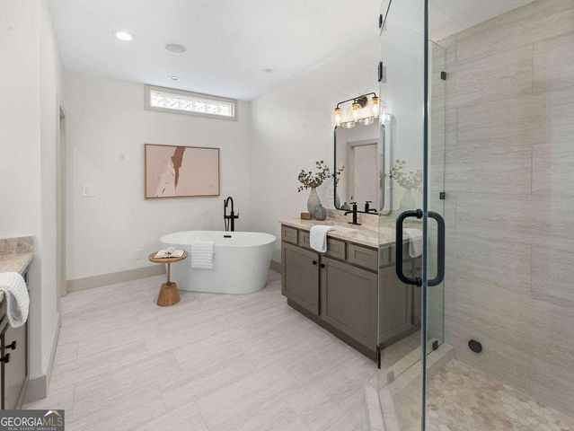 320 Peters Street SW 10, Atlanta, GA 30313