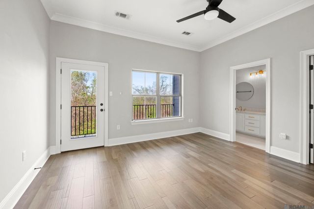 5030 Myrtle Trail Dr, Baton Rouge, LA 70820