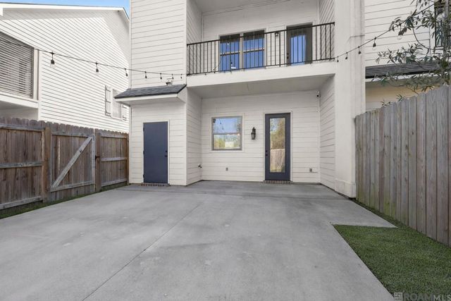 5030 Myrtle Trail Dr, Baton Rouge, LA 70820