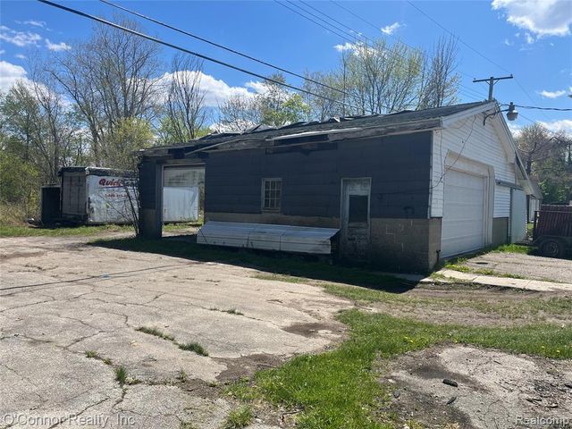 1908 Range Road, Port Huron, MI 48060