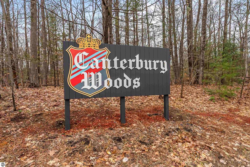 Image 2 of property listing at 1950 Lardie Road, Traverse City, MI 49696