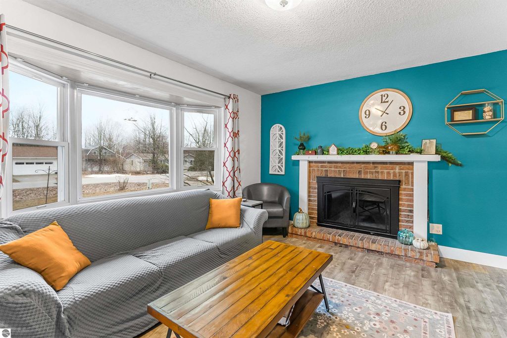 Image 4 of property listing at 1950 Lardie Road, Traverse City, MI 49696