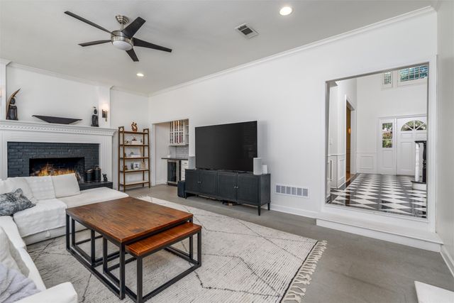 3209 Gary Drive, Plano, TX 75023