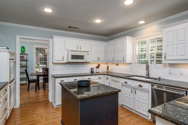 3209 Gary Drive, Plano, TX 75023