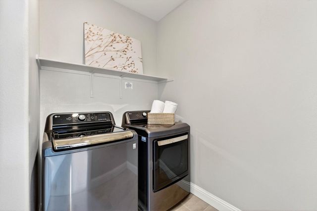 220 Waters Park Circle 304, San Mateo, CA 94403