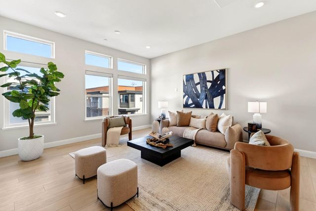 220 Waters Park Circle 304, San Mateo, CA 94403